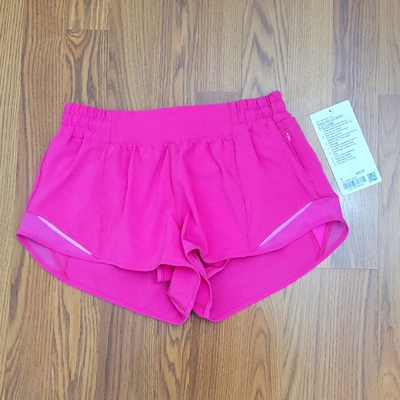 ❌❌❌SOLD❌❌❌NWT lululemon Hotty Hot LR Shorts 2.5"/ 8 - Picture 7 of 13